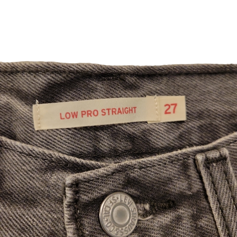 Levi's, NWT, Jeans, Low Pro Straight, A Mid Rise, Women's sz 27, L- 42.5 Inches, - Picture 3 of 6
